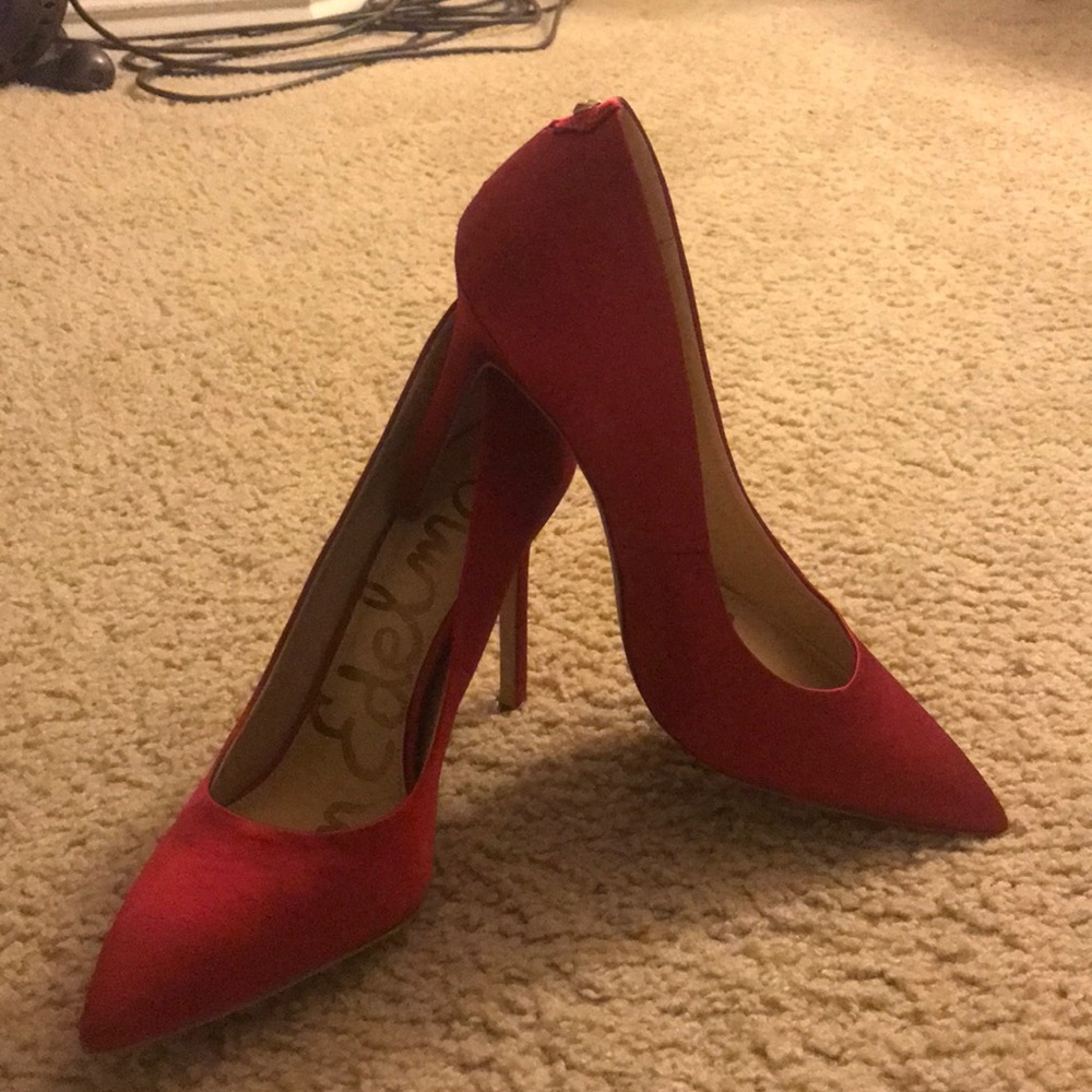 Red heels!!